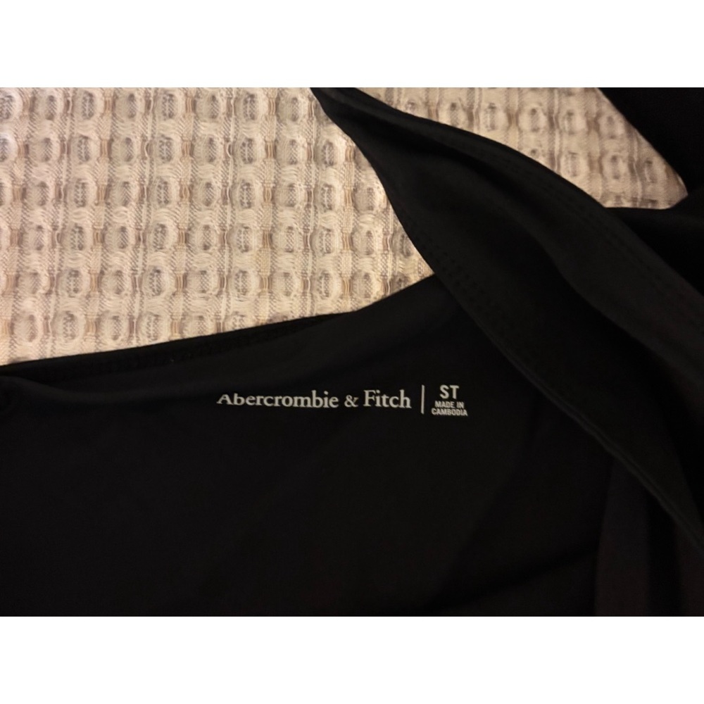 5 for $25 sale ✨ Abercrombie One Shoulder Traveler Dress - Picture 5 of 5